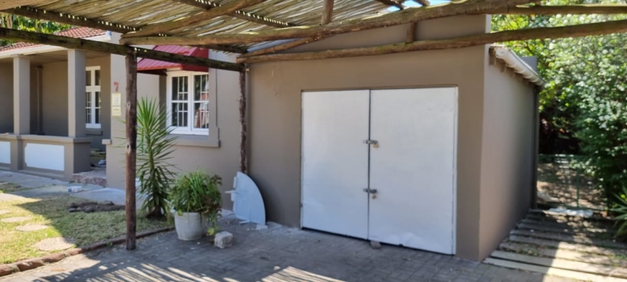 To Let 4 Bedroom Property for Rent in Berea Eastern Cape